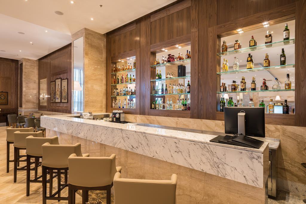Windsor Marapendi Hotel Rio de Janeiro Eksteriør billede The bar at the lounge