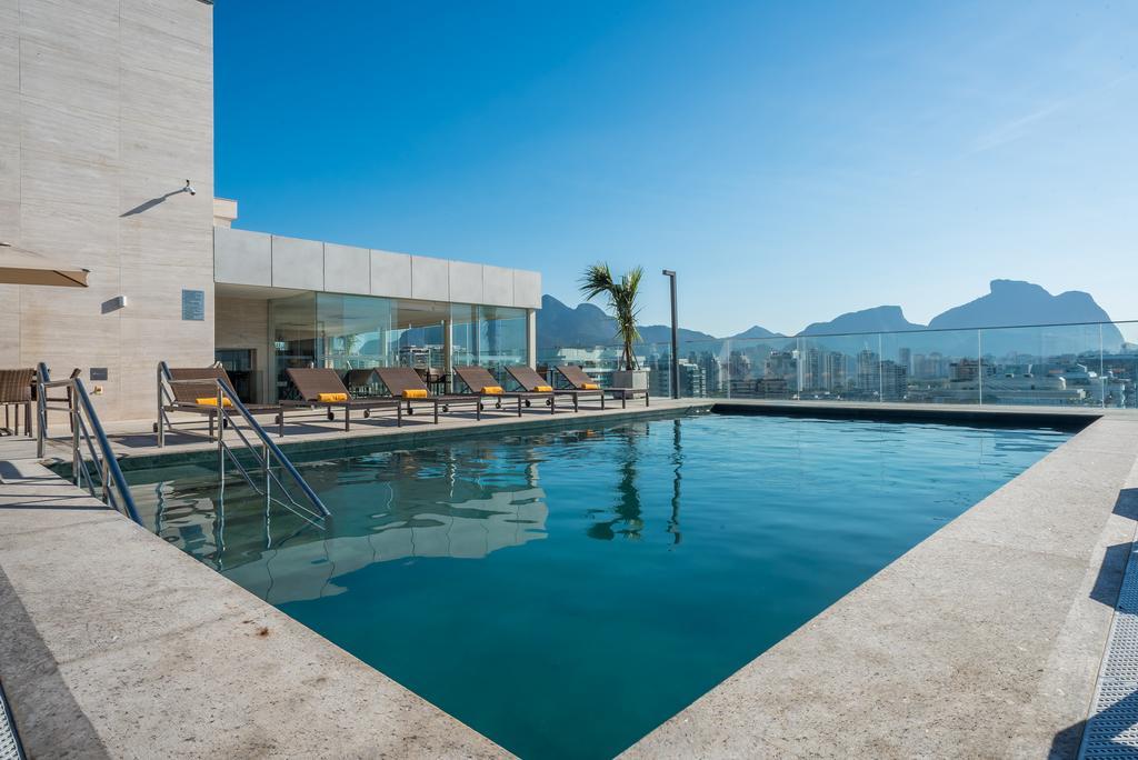 Windsor Marapendi Hotel Rio de Janeiro Eksteriør billede Hotel's rooftop pool